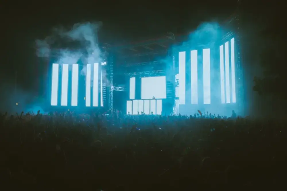 Stages & festivals